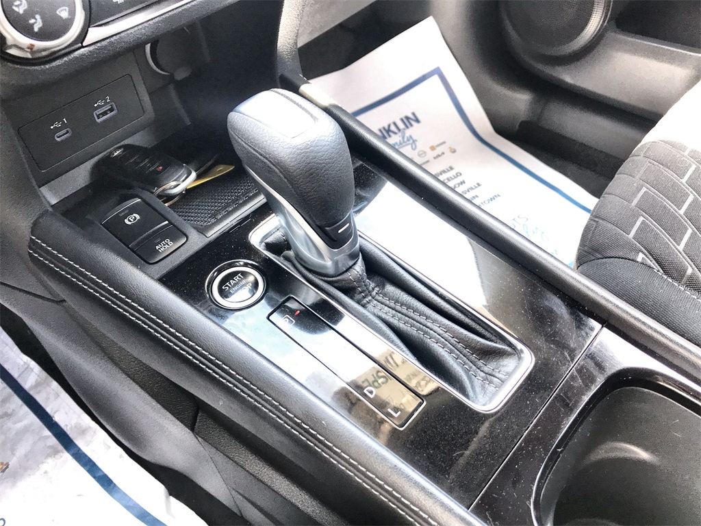 2023 Nissan Kicks SV photo 18