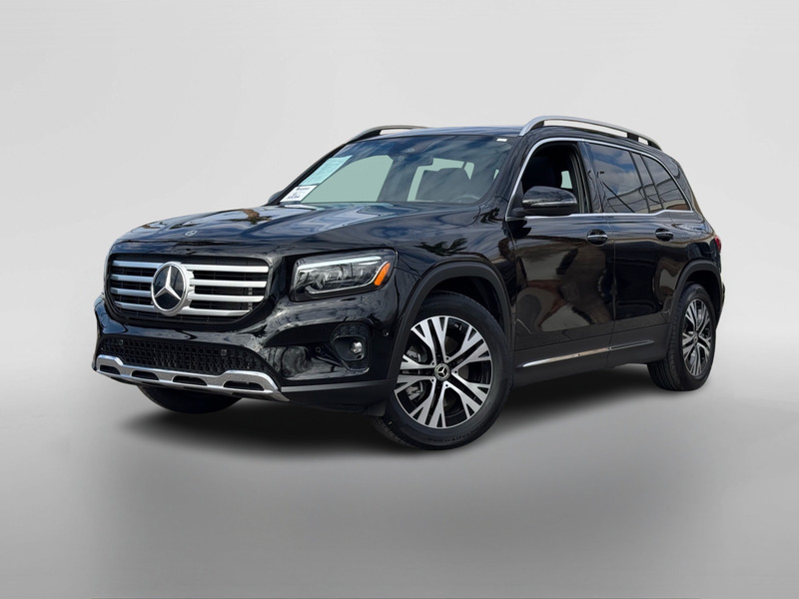 2024 Mercedes-Benz GLB Base's photo