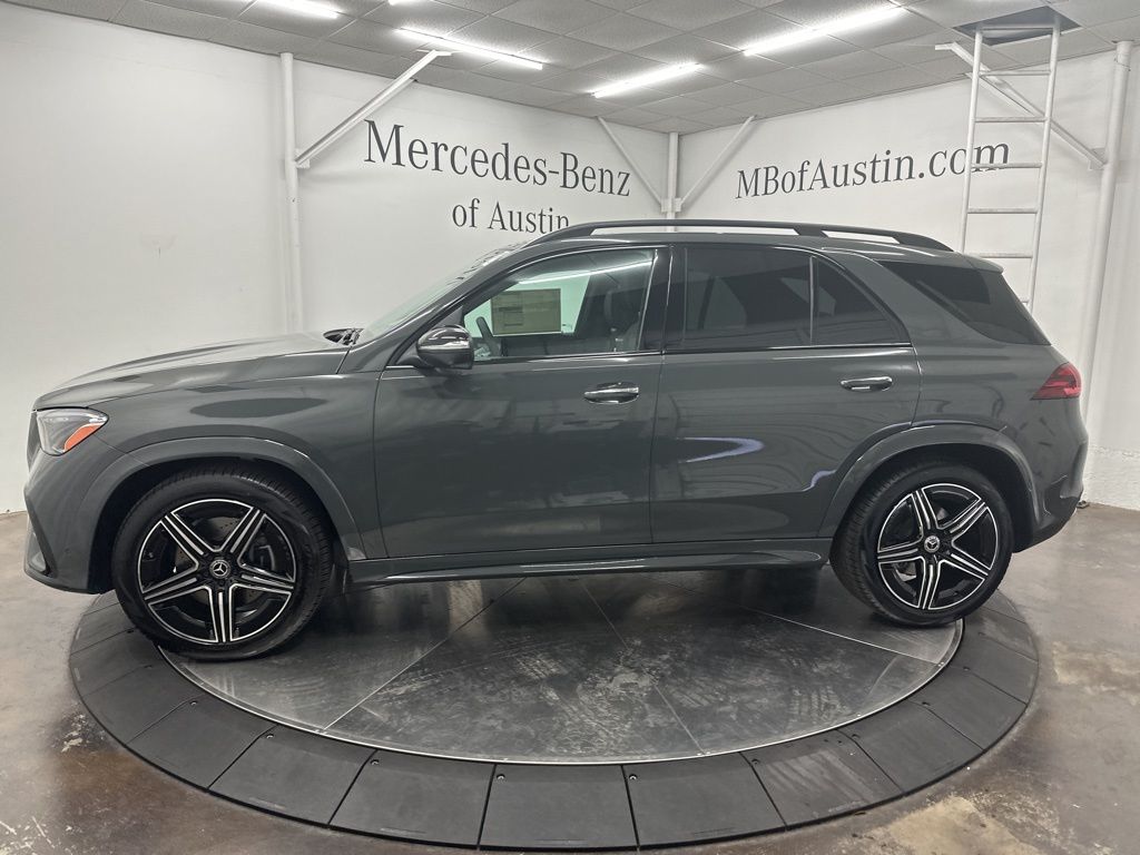 2026 Mercedes Benz GLE 450 4MATIC photo 3