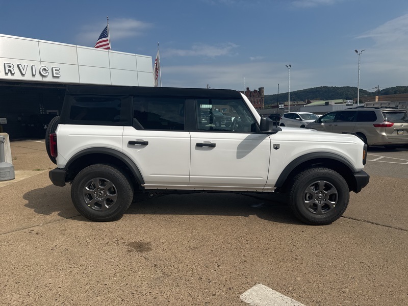 2025 Ford Bronco Big Bend photo 8