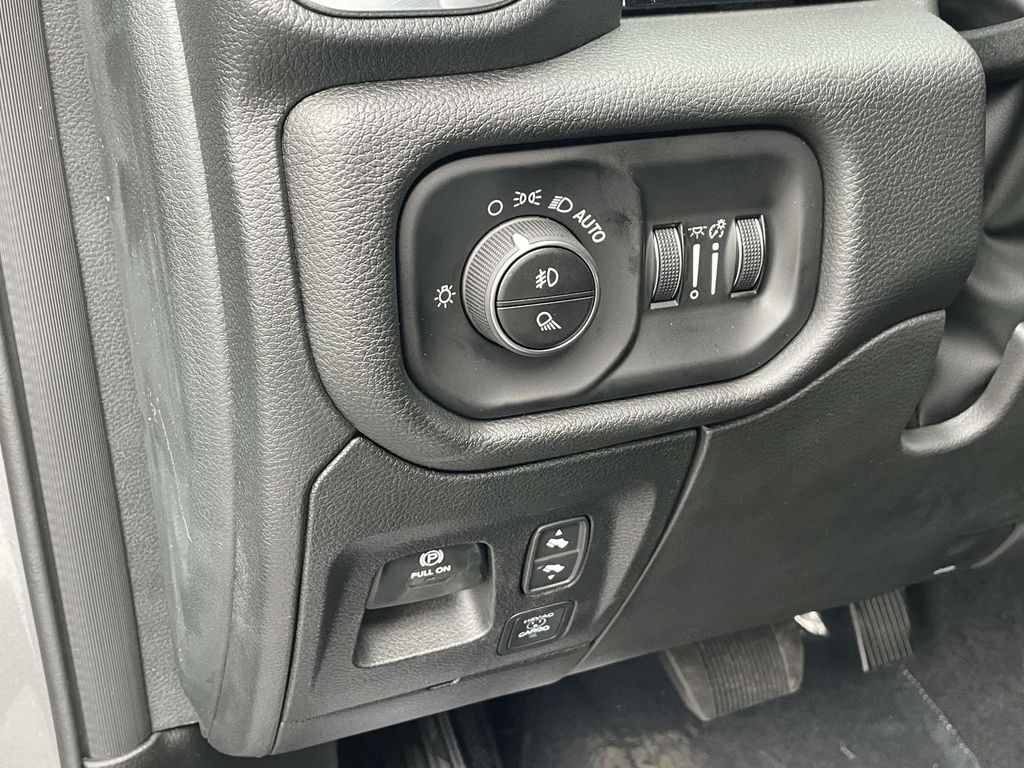 2026 Ram 1500 Laramie photo 26