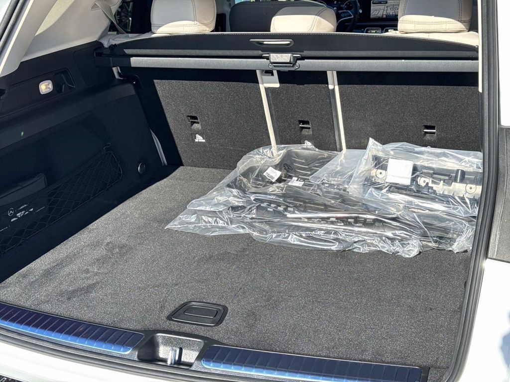 2026 Mercedes Benz GLE 350 4MATIC photo 4