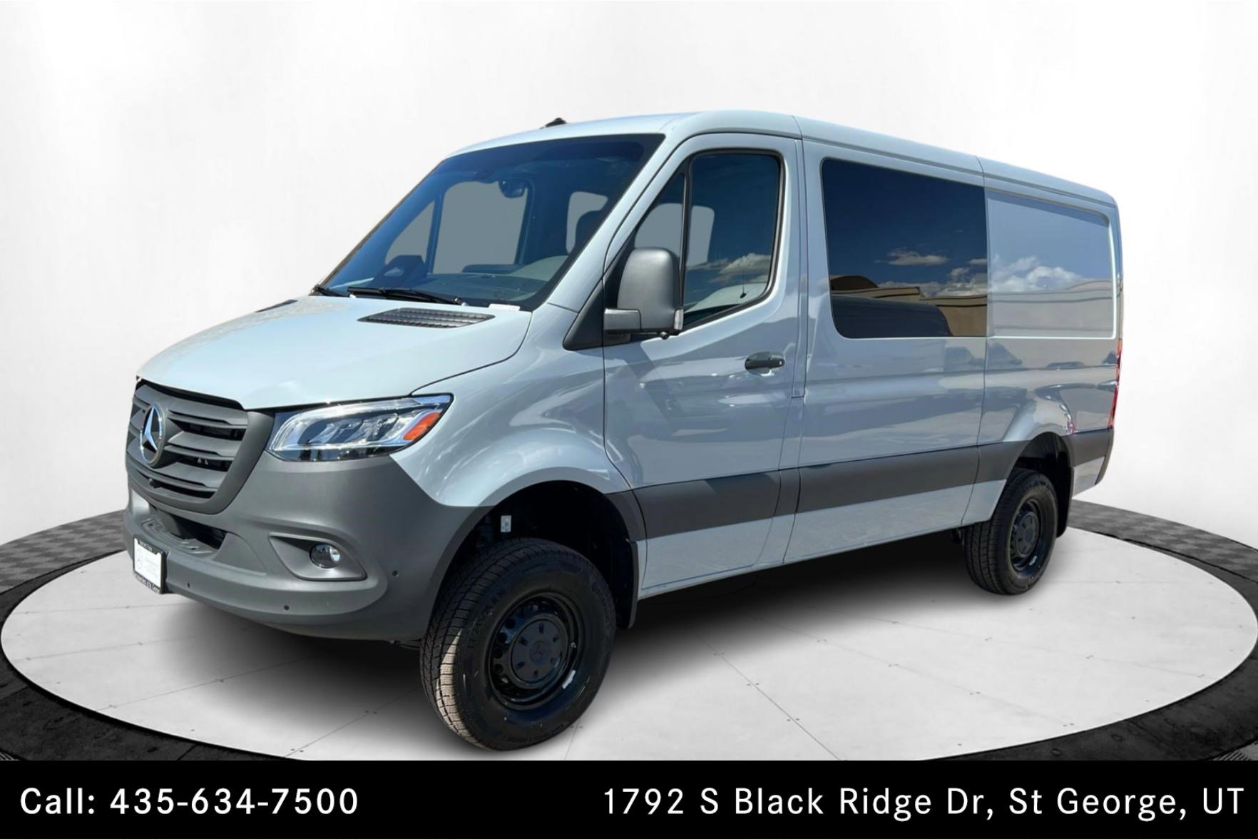 2025 Mercedes-Benz Sprinter Cargo Van Base's photo