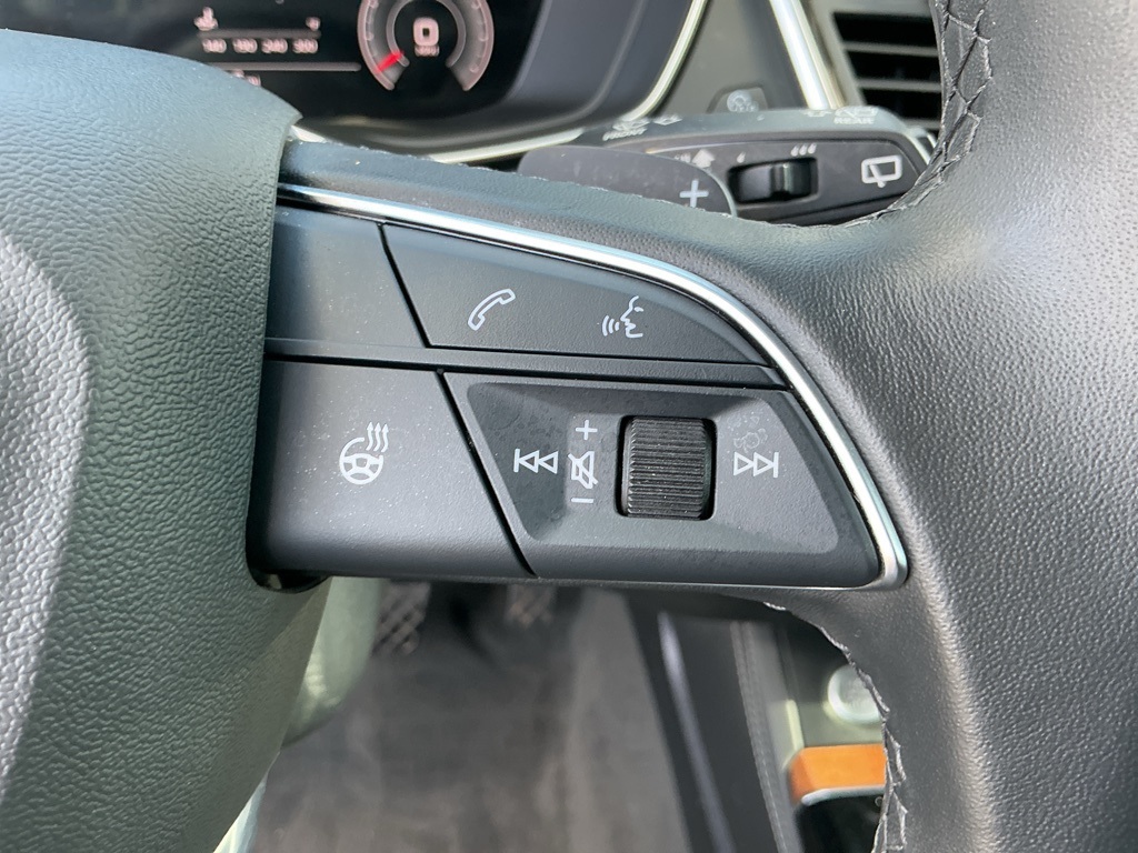 2022 Audi Q5 S line Premium Plus photo 11