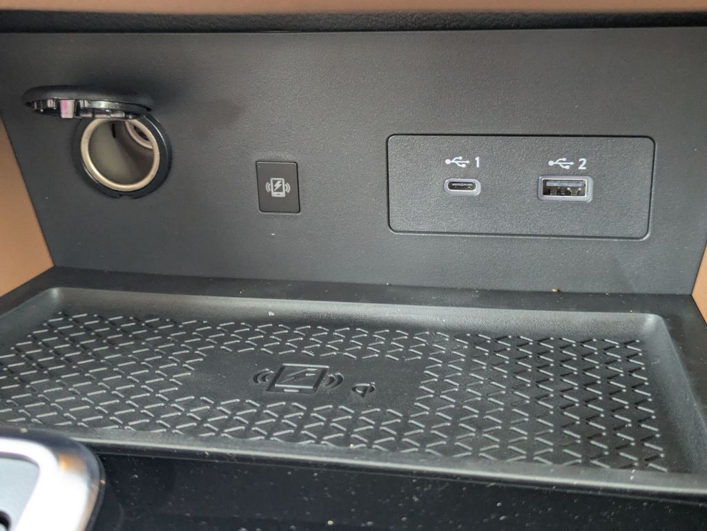 2025 Nissan Pathfinder Platinum photo 23