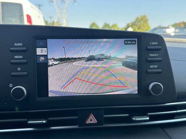 2025 Hyundai Elantra SE photo 24