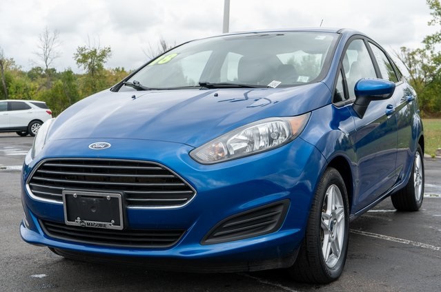 2018 Ford Fiesta SE photo 2