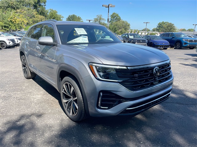 2026 Volkswagen Atlas Cross Sport SEL Premium R-Line photo 30
