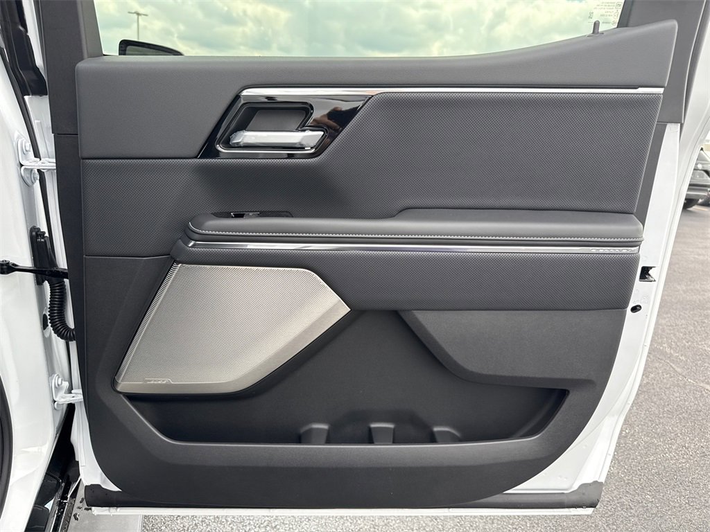 2025 GMC SIERRA - Image 36