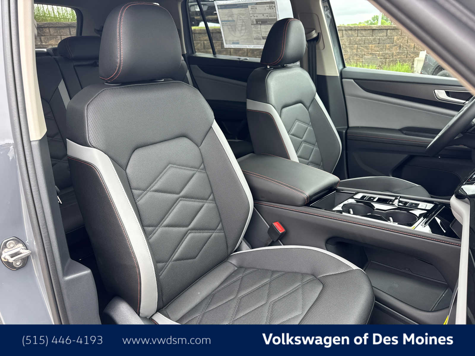 2025 Volkswagen Atlas Peak Edition SE photo 12