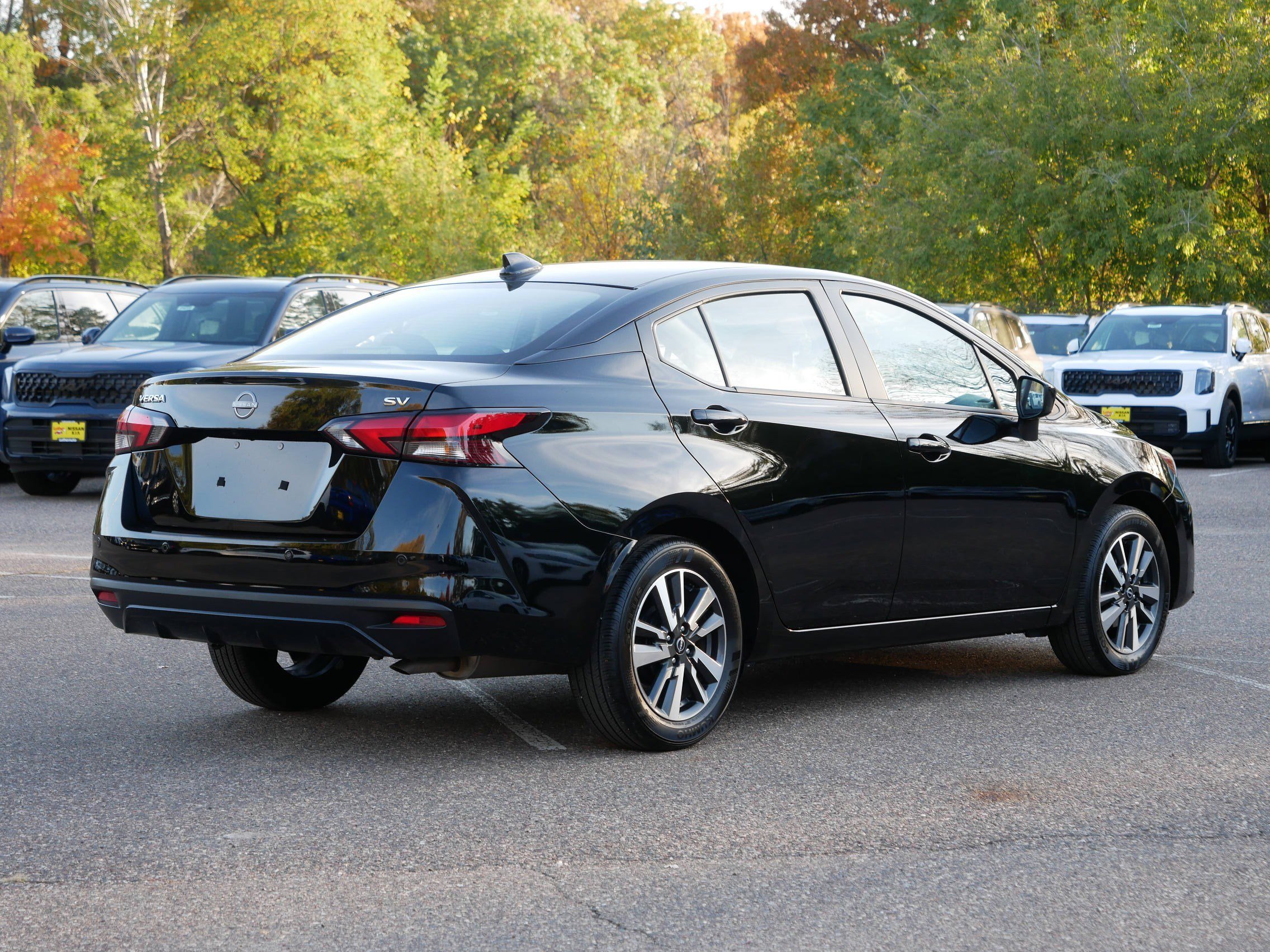 2024 Nissan Versa SV photo 4