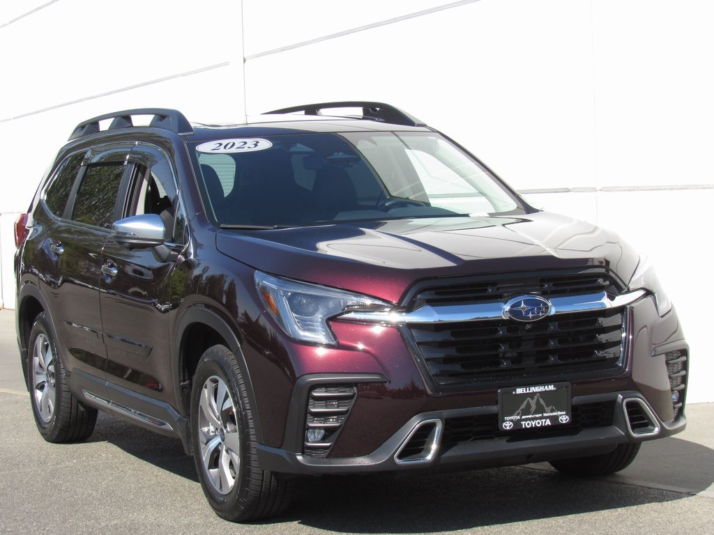 2023 Subaru Ascent Touring photo 2