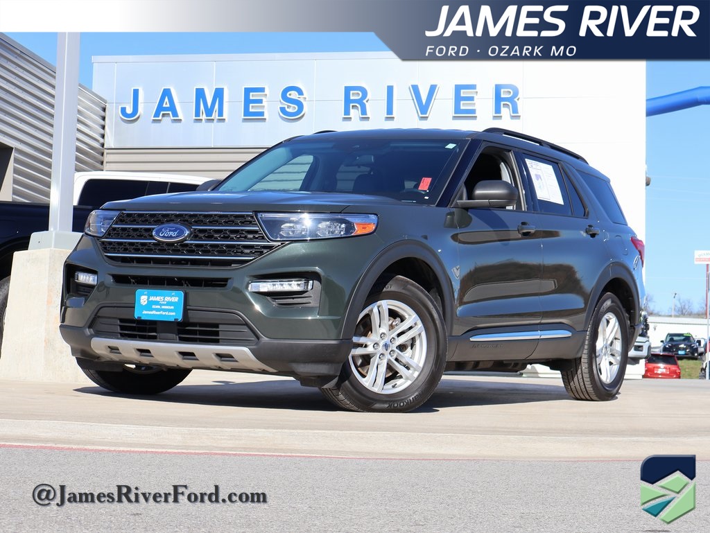 2023 Ford Explorer XLT's photo