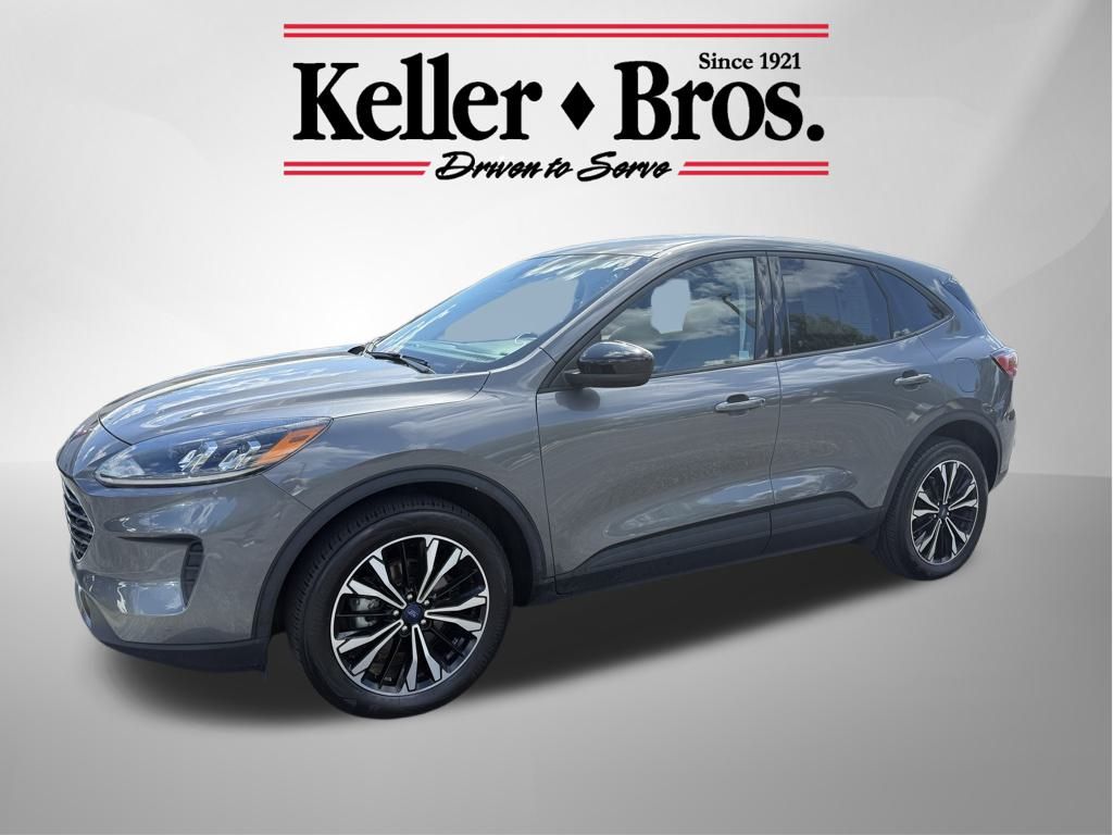 2022 Ford Escape SE photo 3