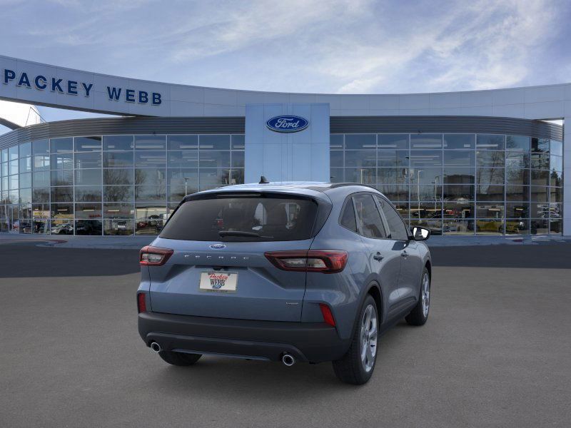 2025 Ford Escape ST-Line Hybrid photo 6