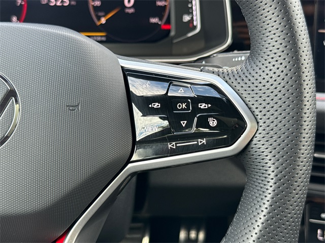 2025 Volkswagen Jetta GLI 2.0T Autobahn photo 24
