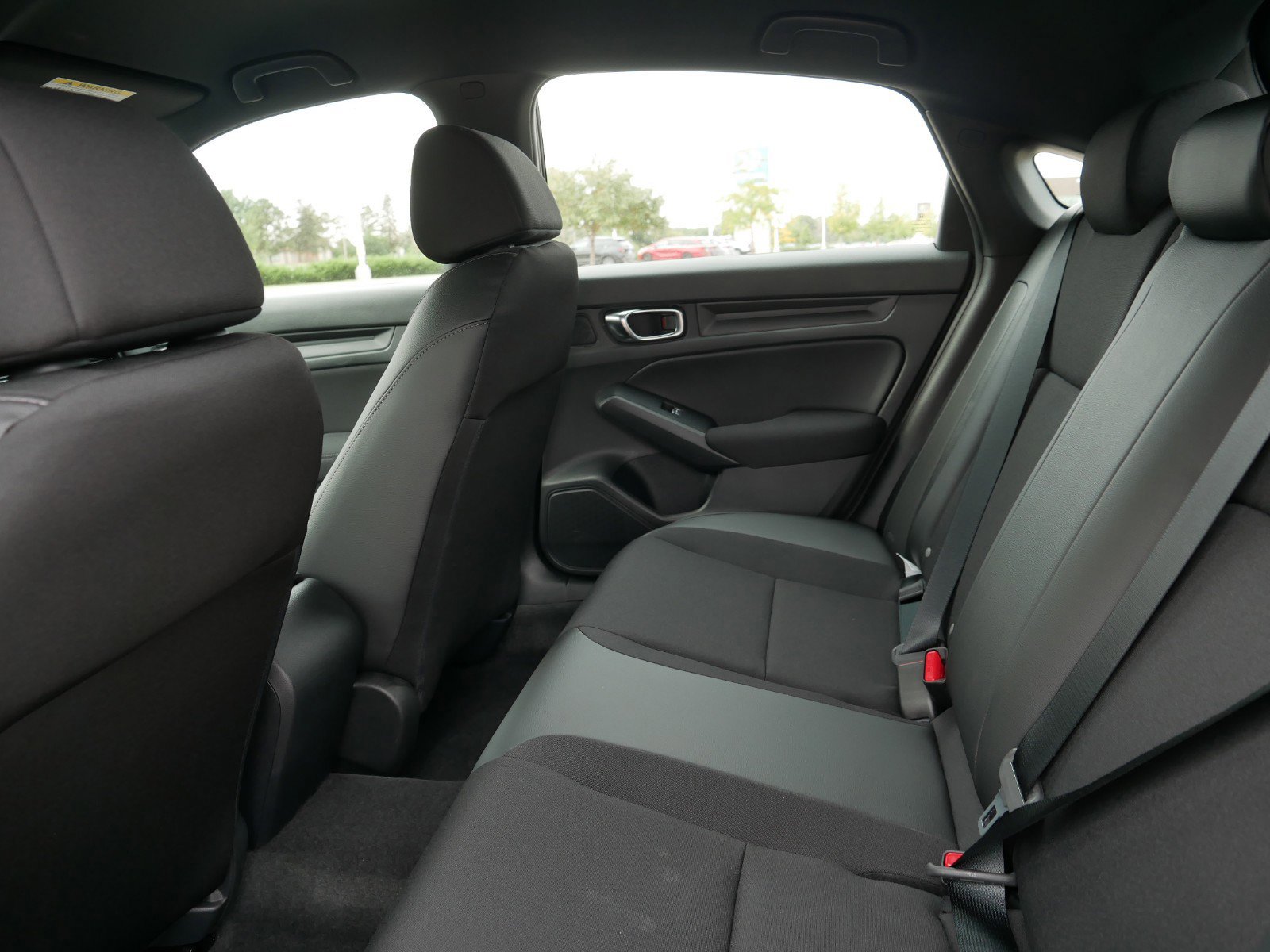 2025 Honda Civic Hatchback Sport photo 4