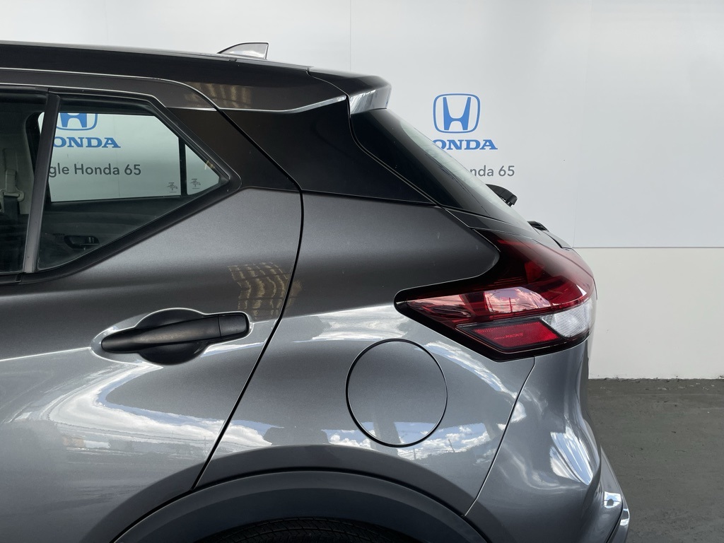2024 Nissan Kicks S photo 30