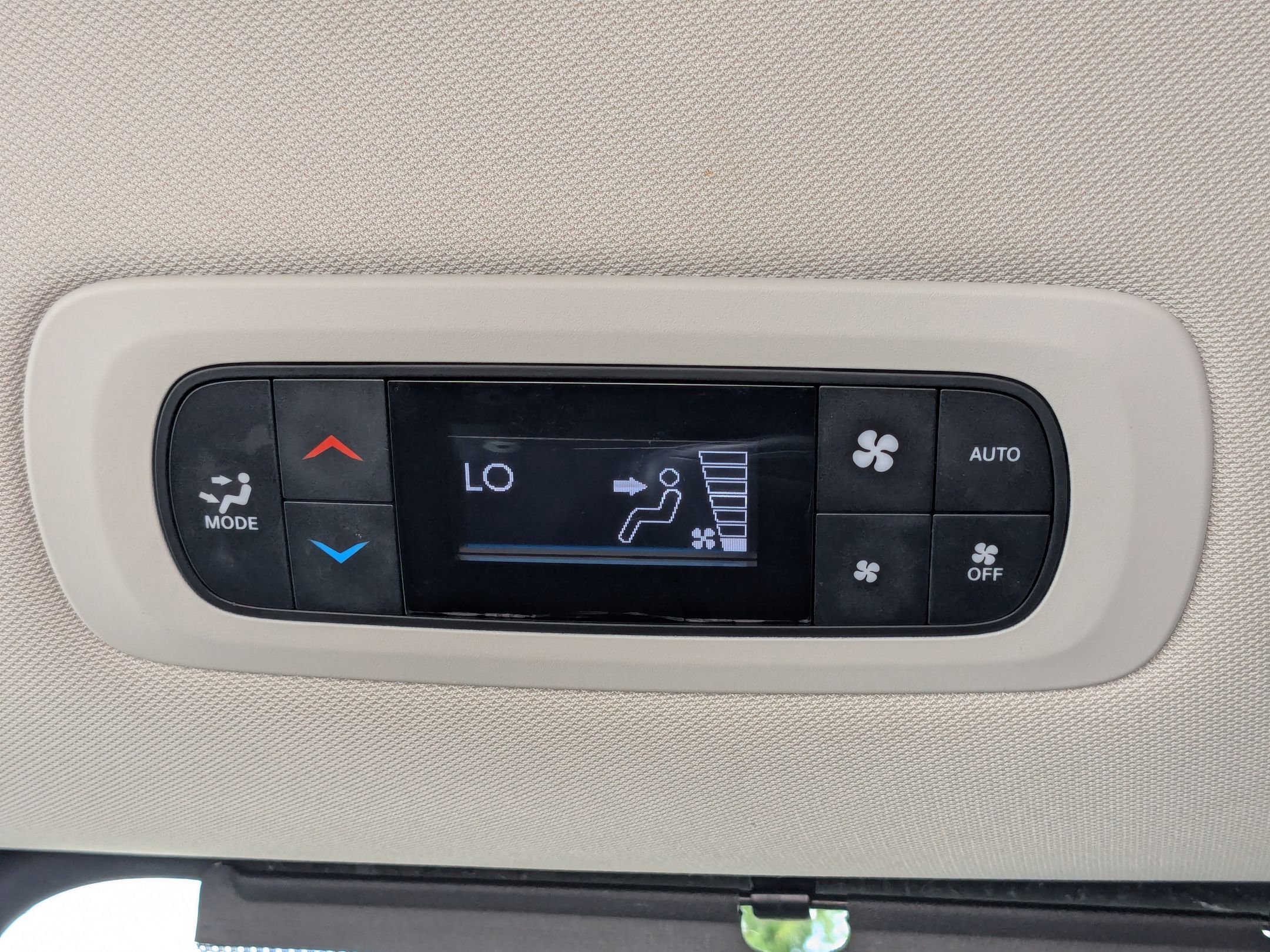 2021 Chrysler Pacifica Touring L photo 24
