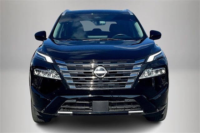 2024 Nissan Rogue Platinum photo 3