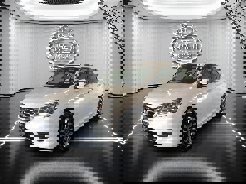 2014 Honda Accord LX's photo