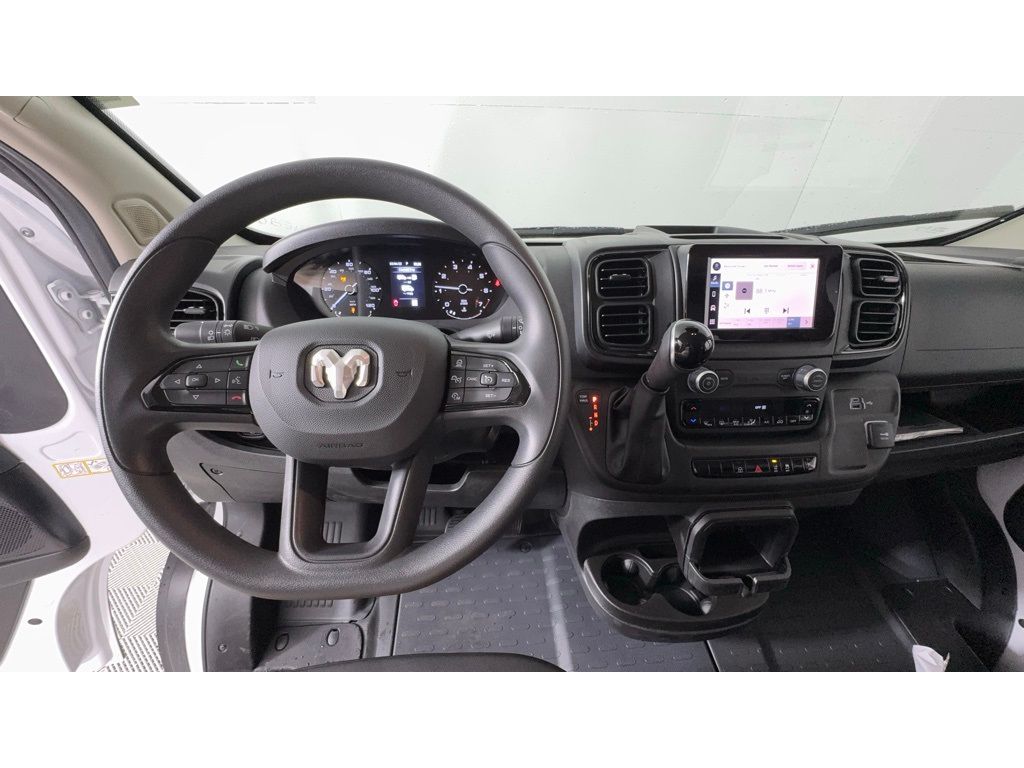 2025 Ram ProMaster 1500 Tradesman photo 4