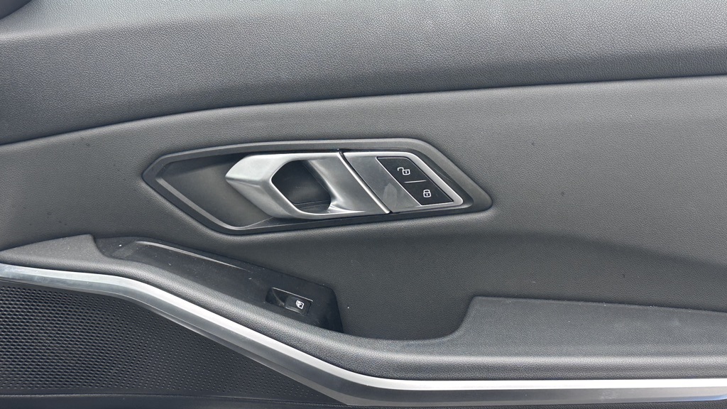 2019 Bmw 330i Sedan photo 5