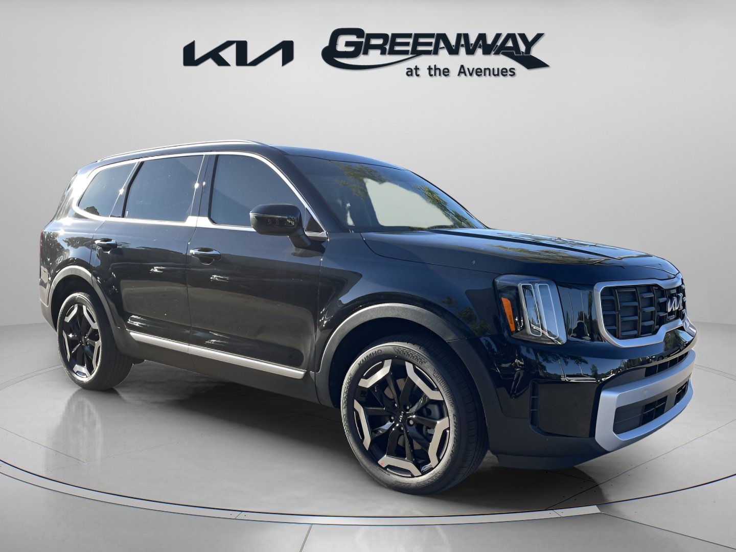 2025 Kia Telluride S's photo