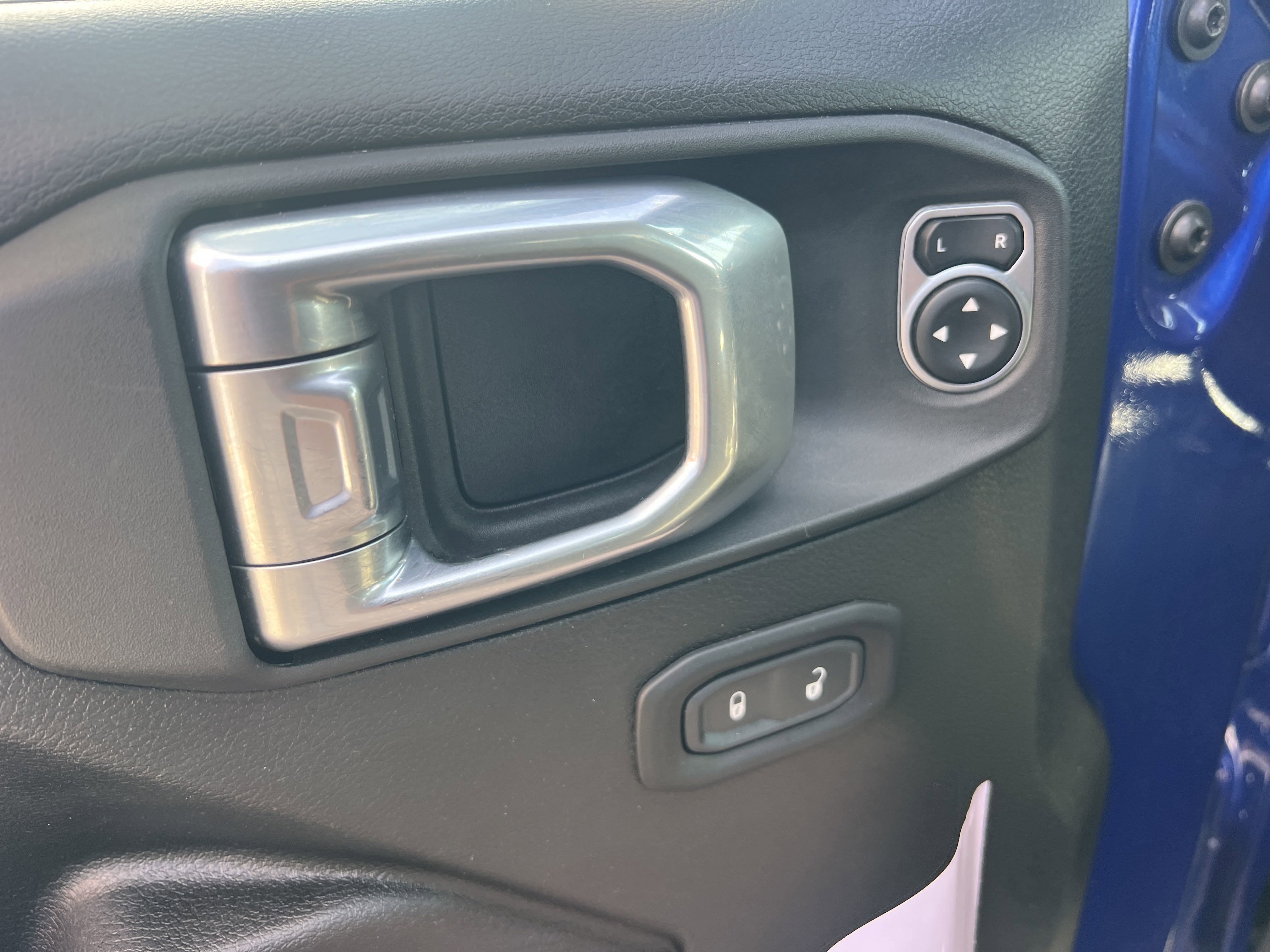 2020 Jeep Wrangler Unlimited Sport S photo 4