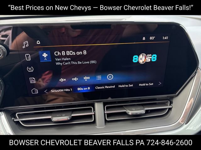 2025 Chevrolet Trax LT photo 7