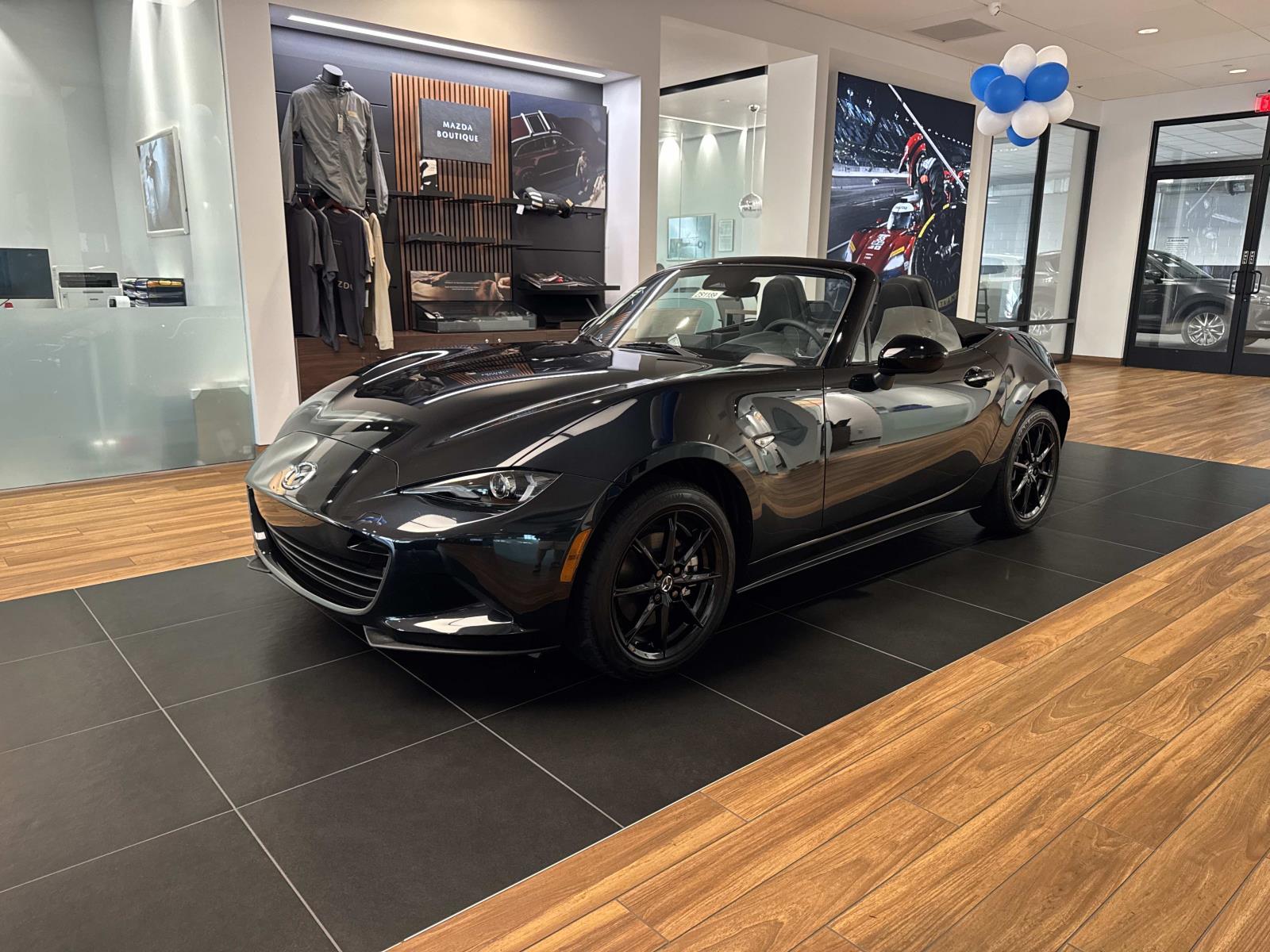 2025 Mazda MX-5 Miata Miata Sport photo 2