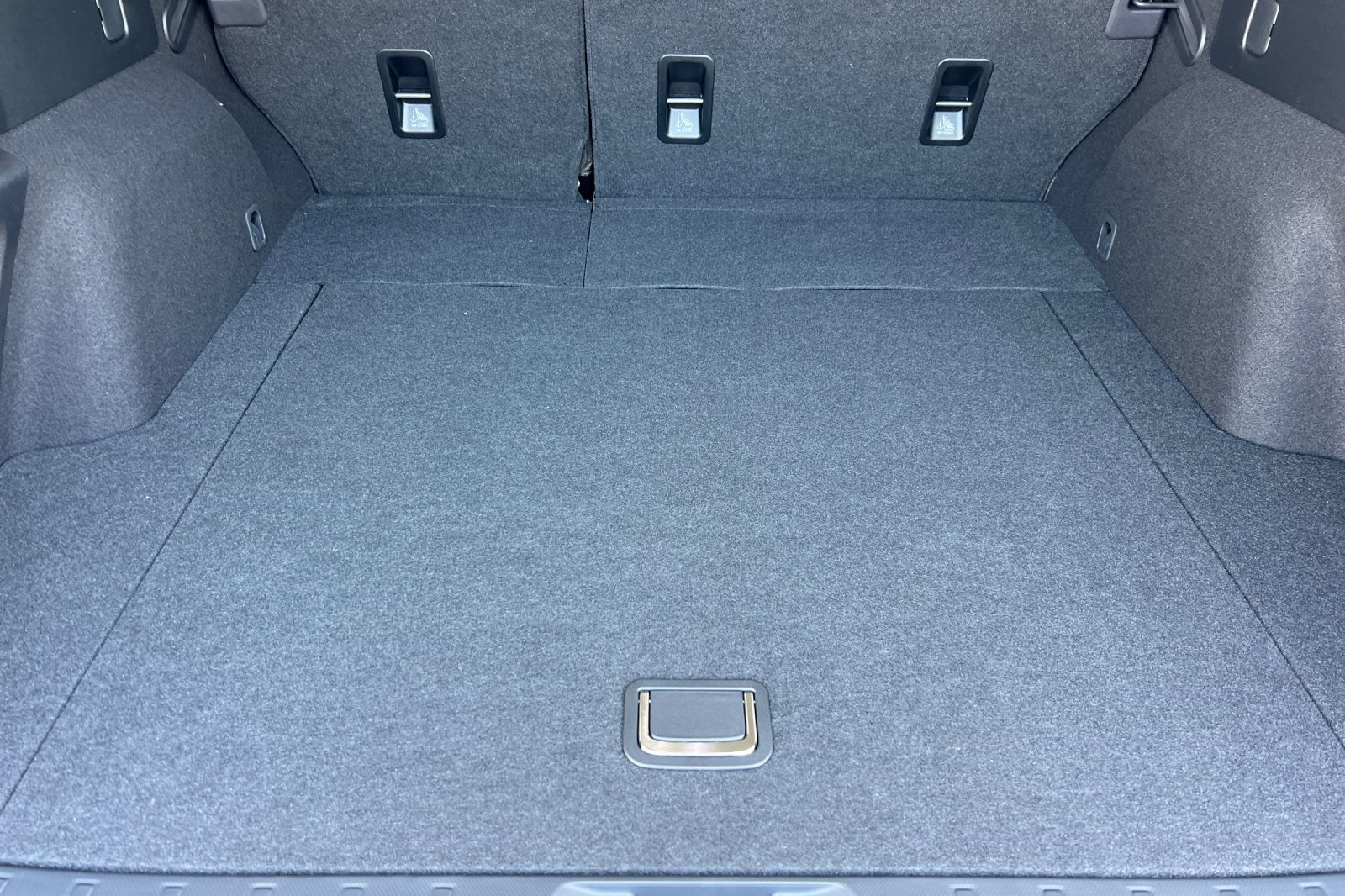 2025 Subaru Outback Base photo 42