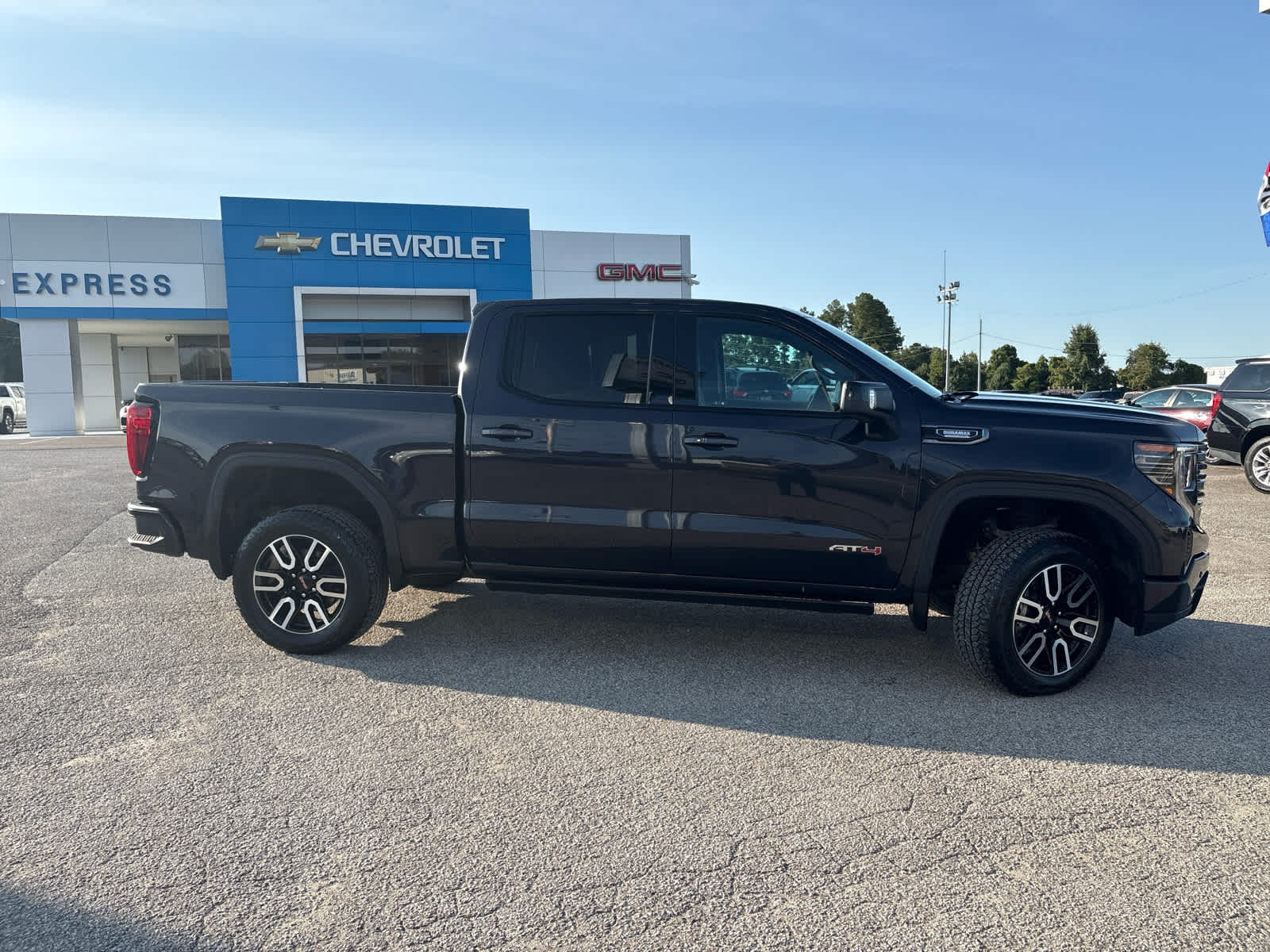 2023 Gmc Sierra 1500 AT4 photo 2