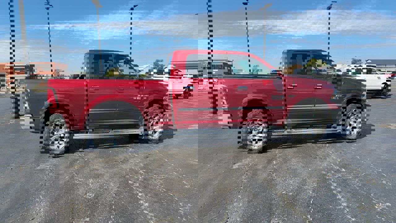 2015 Ram 1500 Laramie photo 8