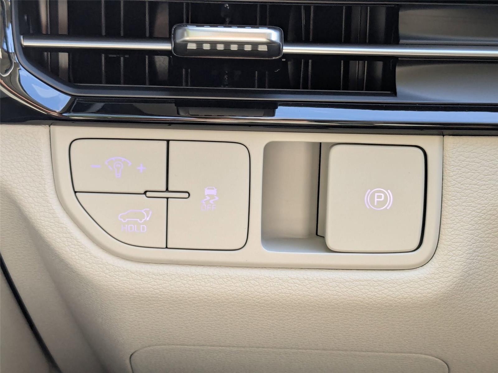 2026 Kia Sportage EX photo 15