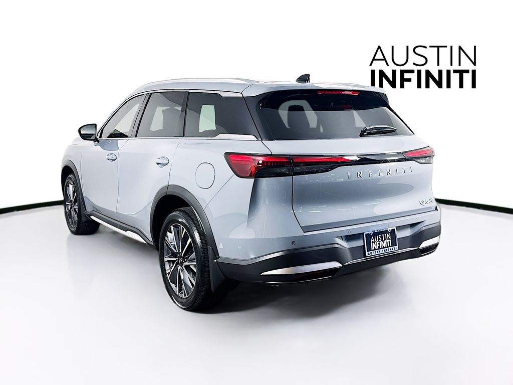 2026 Infiniti QX60 Luxe photo 3