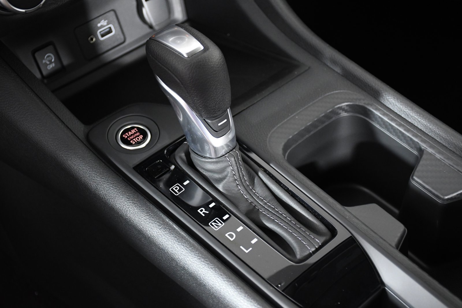 2025 Nissan Sentra S photo 14