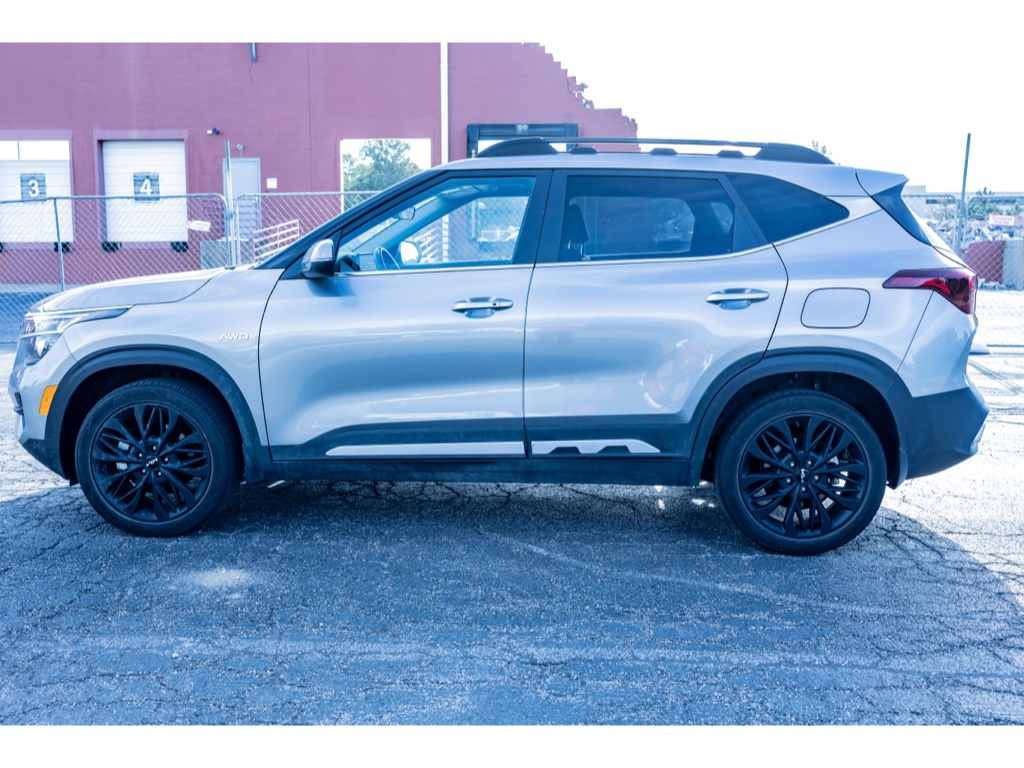 Used 2022 Kia Seltos Nightfall with VIN KNDEUCA26N7245055 for sale in Kansas City
