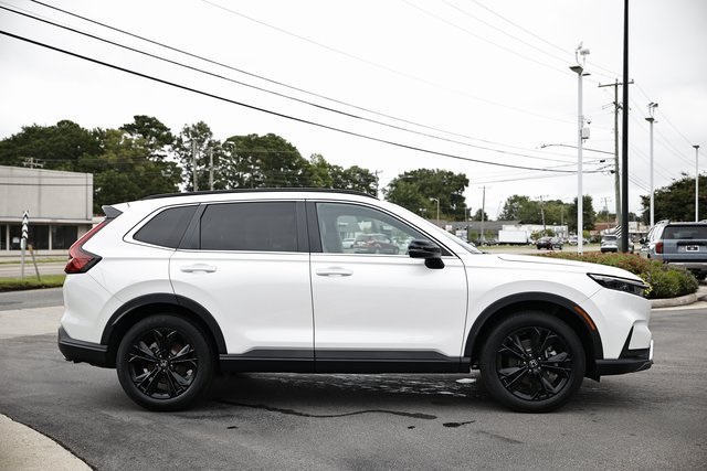 2024 Honda CR-V Hybrid Sport Touring photo 11