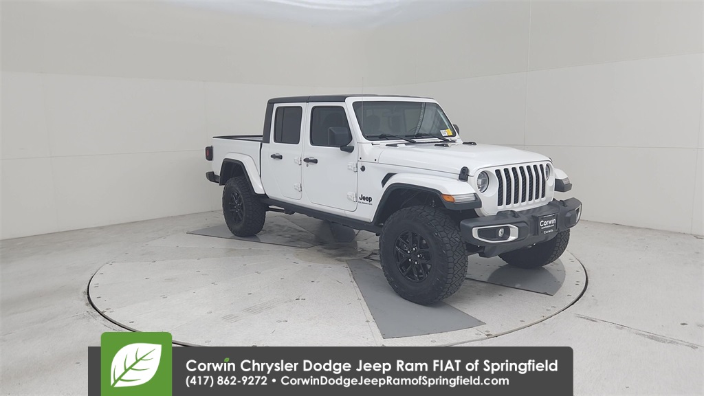 2022 Jeep Gladiator Sport photo 3