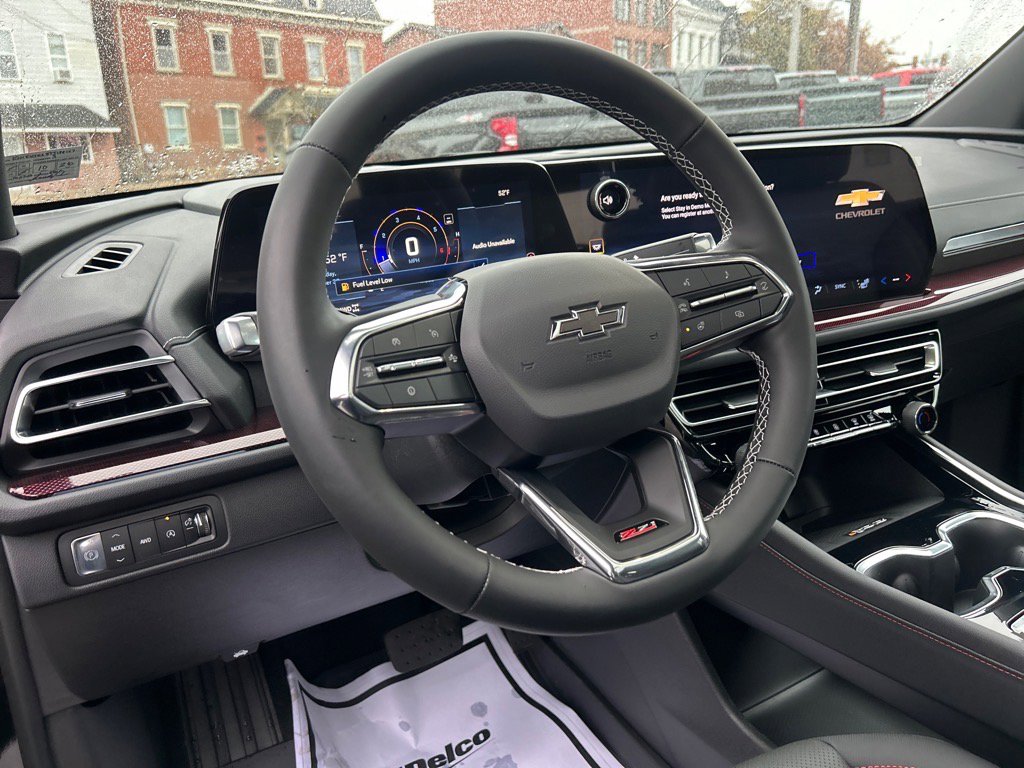 2026 Chevrolet Traverse Z71 photo 3