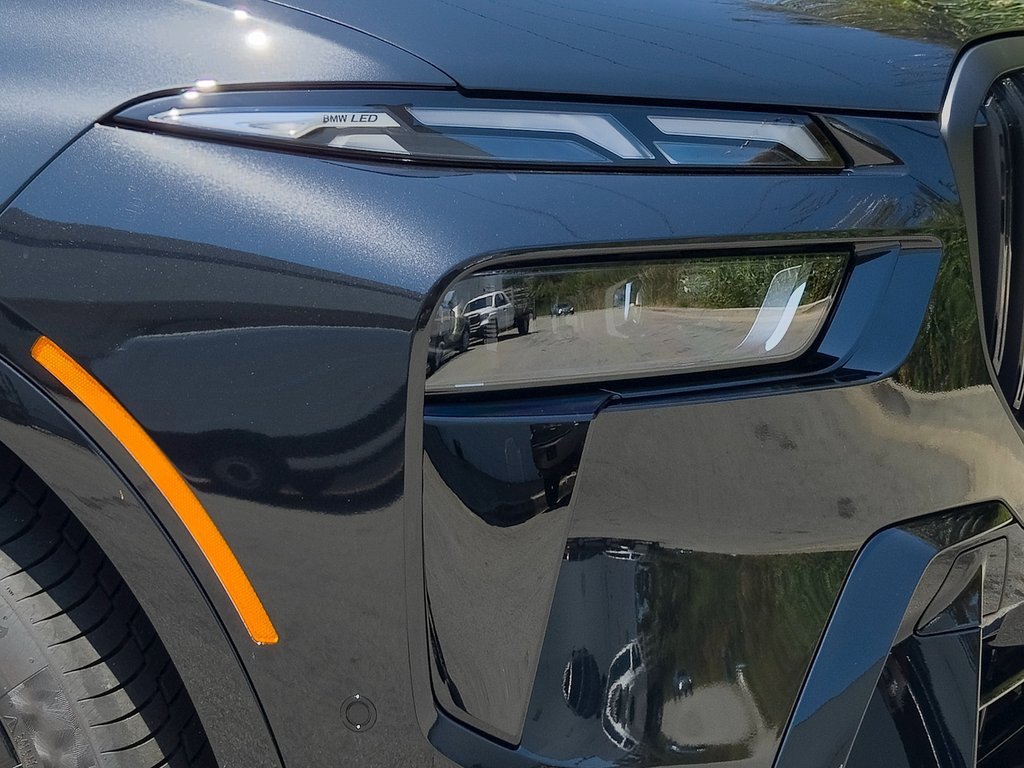 2026 Bmw X7 M60i photo 8