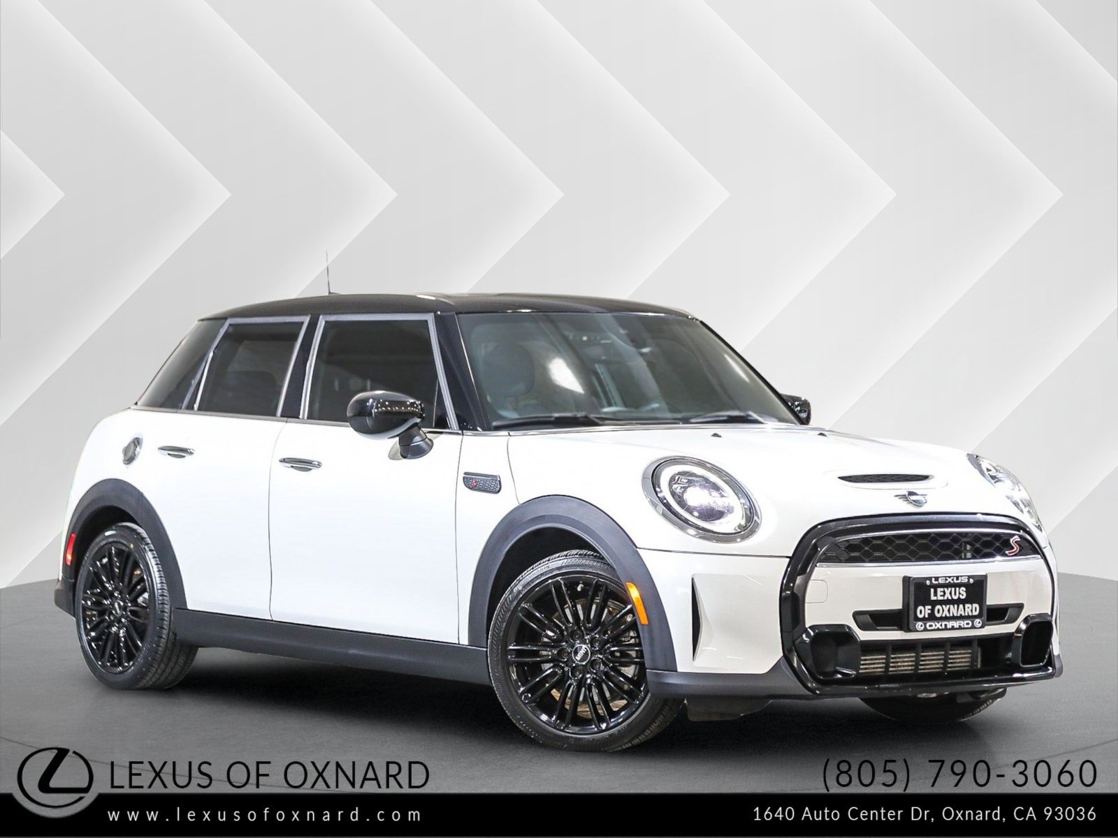 2023 MINI Hardtop 4 Door S's photo