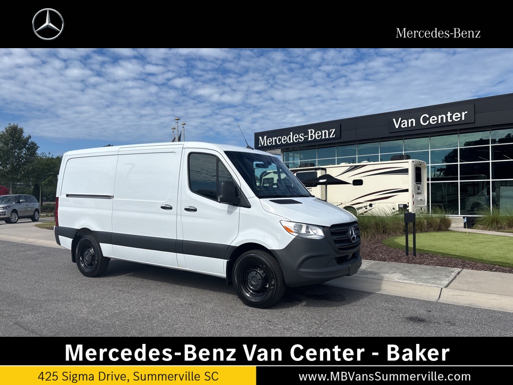 2026 Mercedes-Benz Sprinter Cargo Van Base's photo