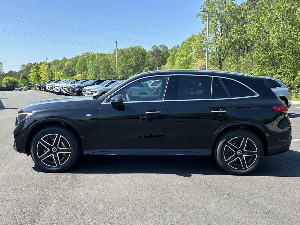 2025 Mercedes Benz GLC 350e 4MATIC photo 5