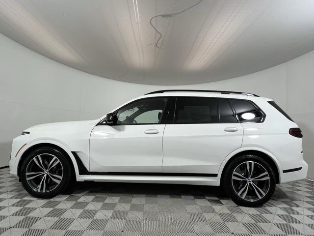 2026 Bmw X7 M60i photo 4