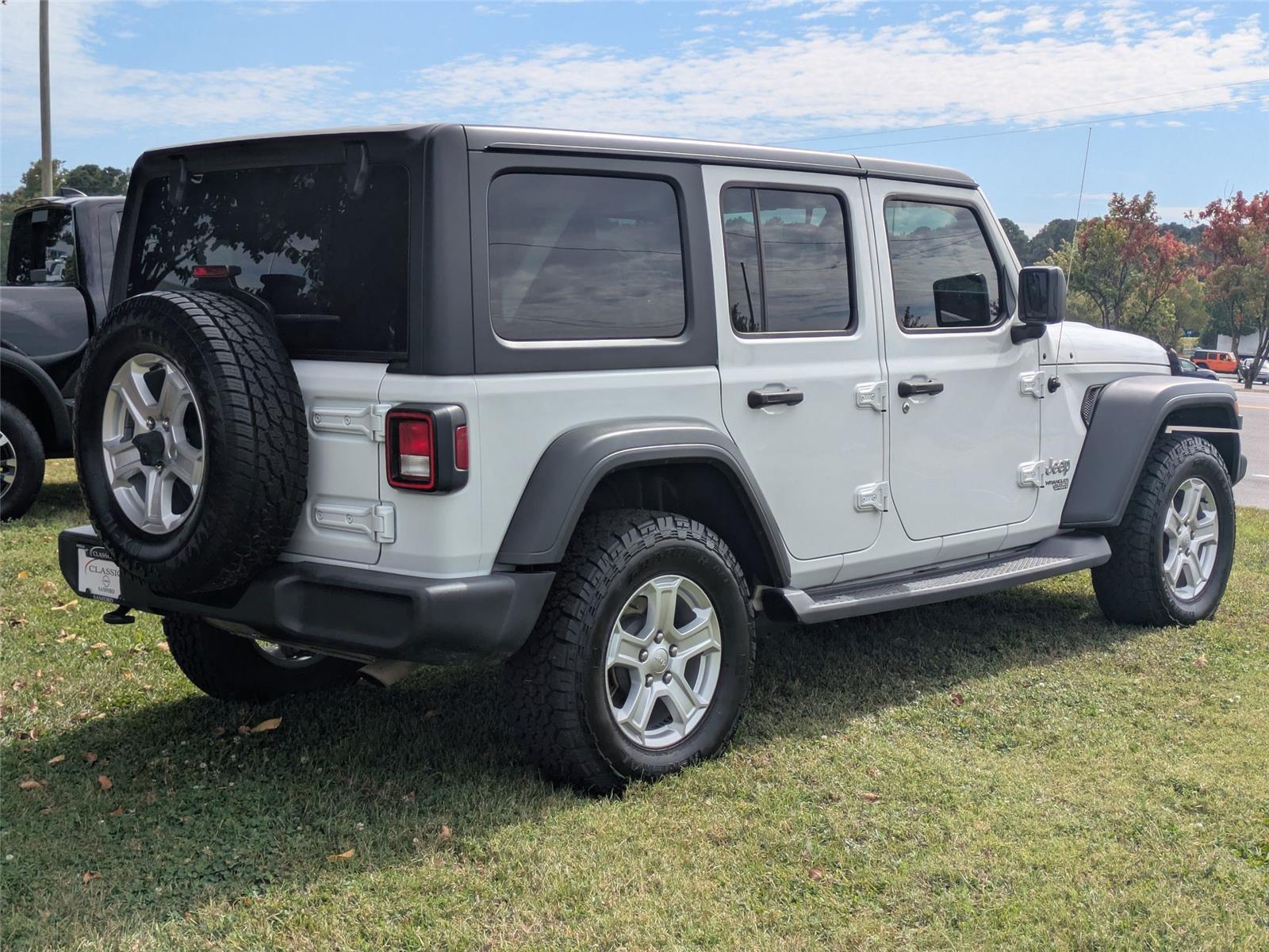 2019 Jeep Wrangler Unlimited Sport S photo 5