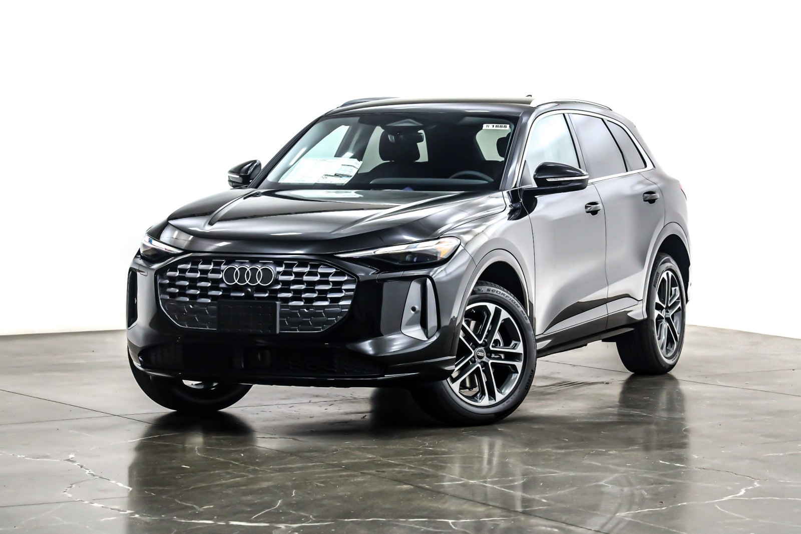 2025 Audi New Q5 Premium's photo