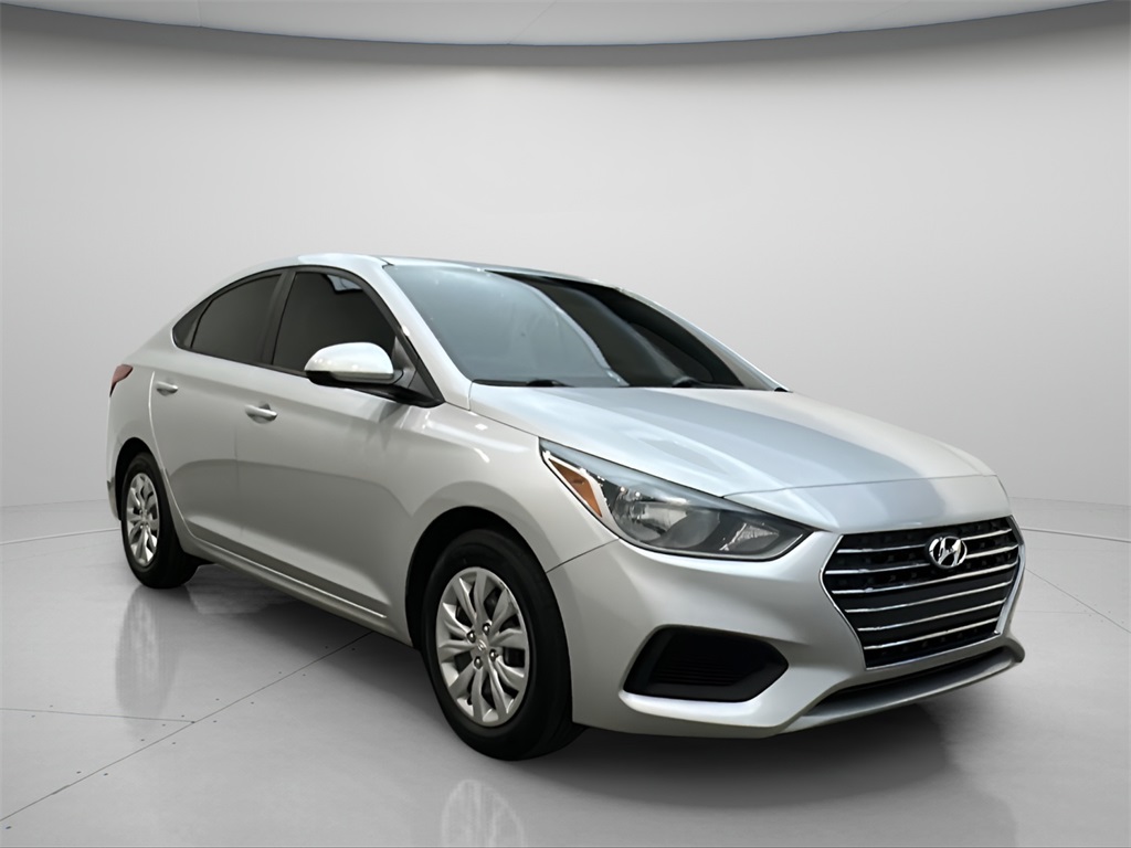 2019 Hyundai Accent SE's photo