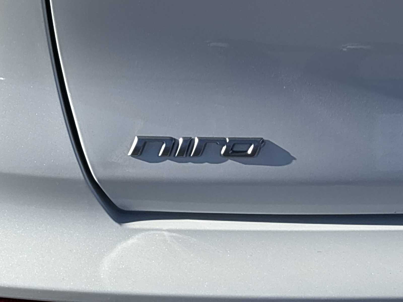 2022 Kia Niro EV S photo 11